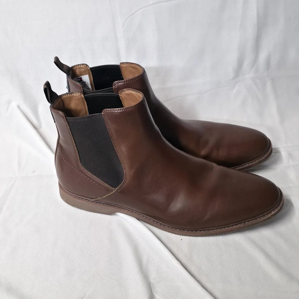 Tommy Hilfiger Men's Brown Risten Chelsea Boots Size 12